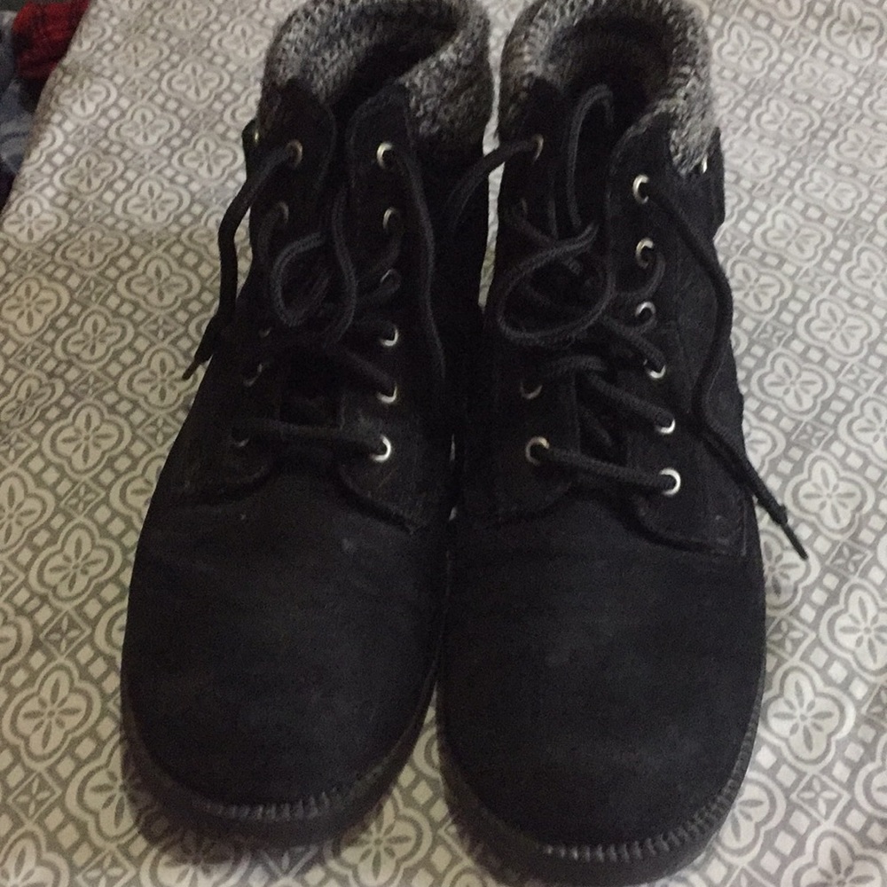 Sweater combat boots